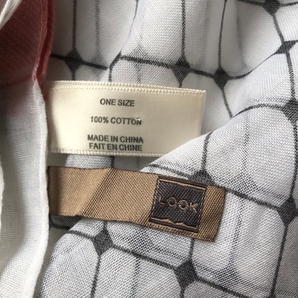 Look Cotton Blanket Scarf - Picture 2 of 4